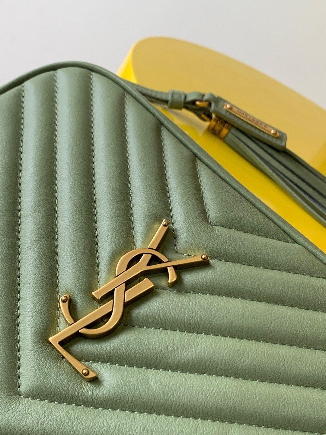 超A貨YSL聖羅蘭包包 lou絎縫皮革相機袋 Saint Laurent Monogram肩背袋 緑色