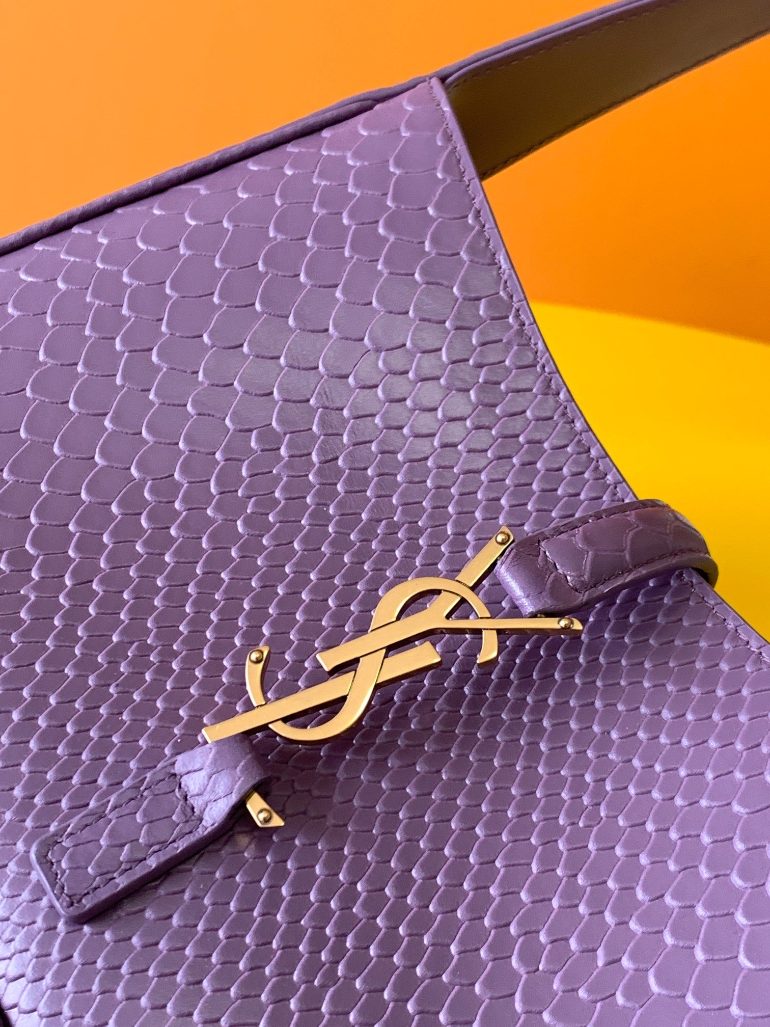 YSL聖羅蘭超A貨復刻包包 le5à7鱷魚皮壓紋亮面皮革hobo Saint Laurent Monogram Hobo手袋黑色