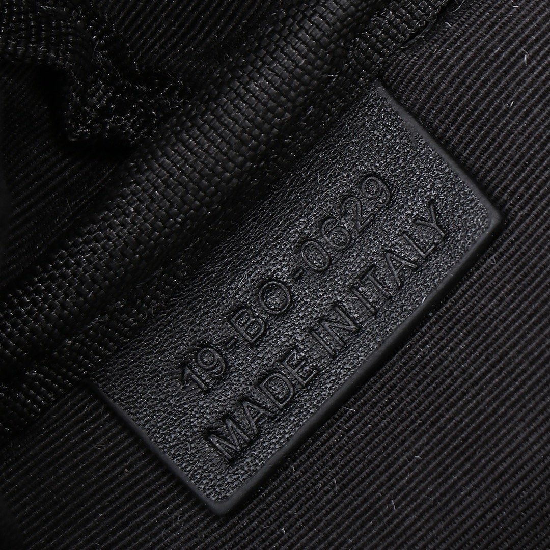 1ESBA088 真皮DIOR迪奧 高仿名牌包包 單肩包 2024新品