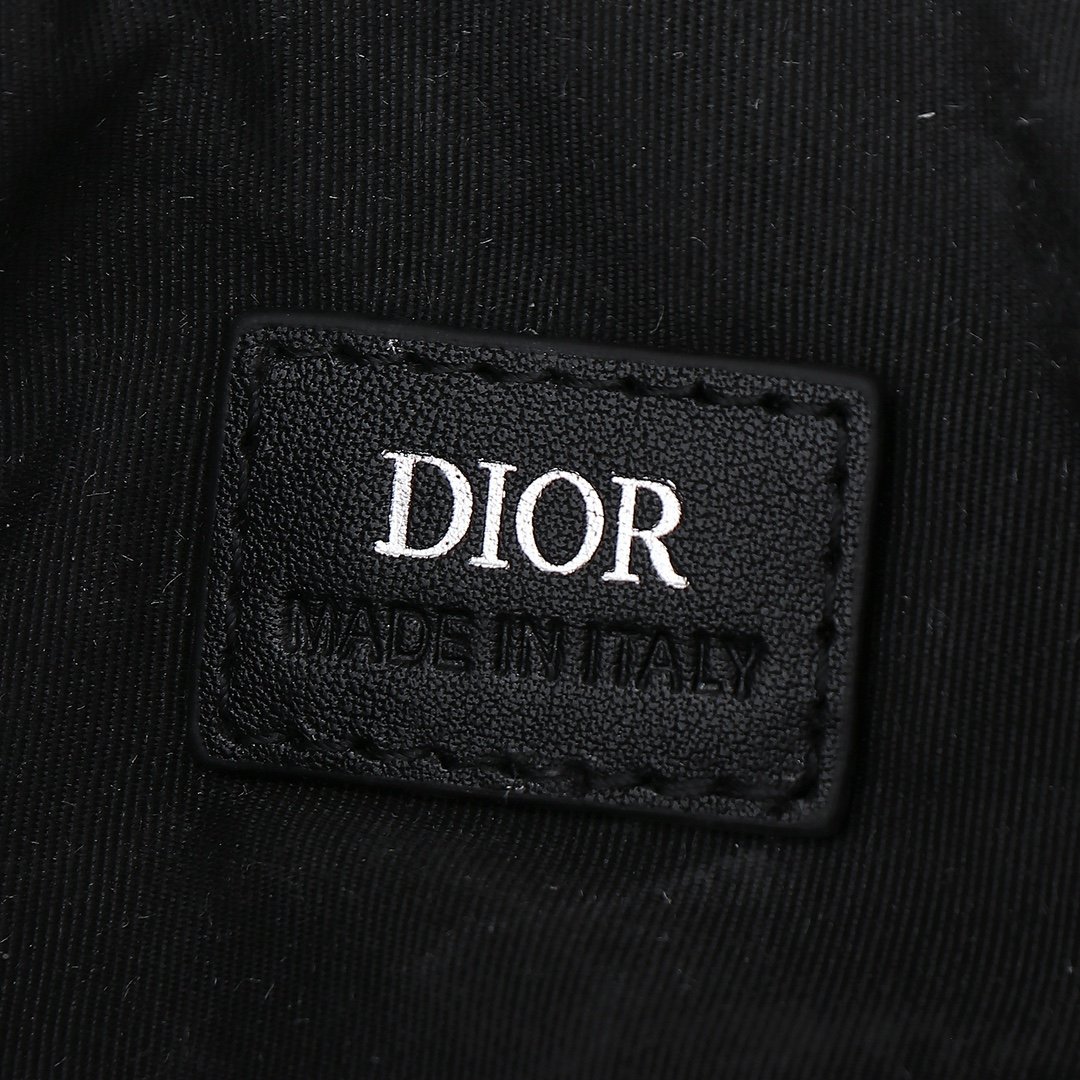DIOR高仿一比一包包 斜跨包圓筒包專櫃同步 可批發零售