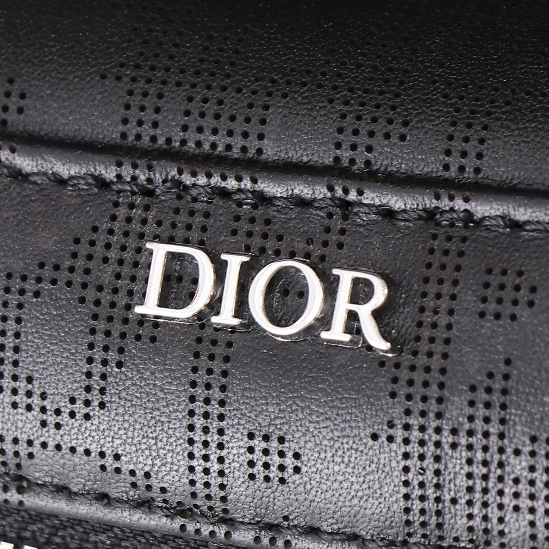 專櫃同步 高仿精品包包 DIOR 雙肩包真皮可批發零售