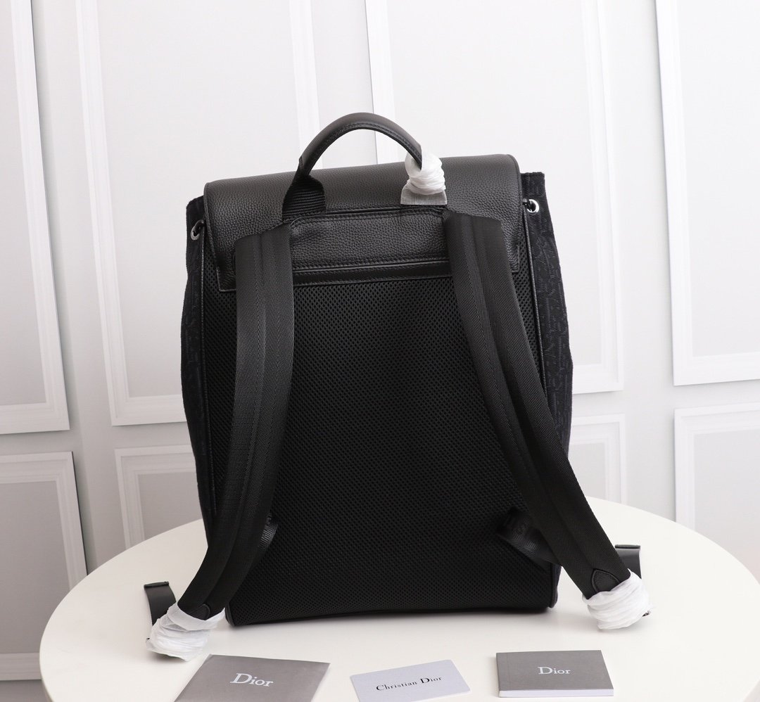 Dior Oblique高仿包包 雙肩包 黑色 可批發零售
