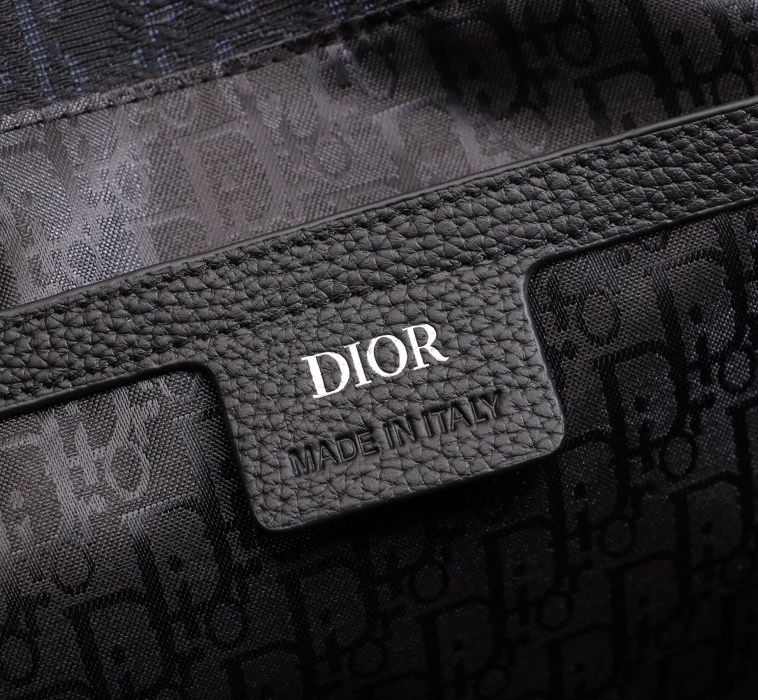 Dior Oblique高仿包包 雙肩包 黑色 可批發零售