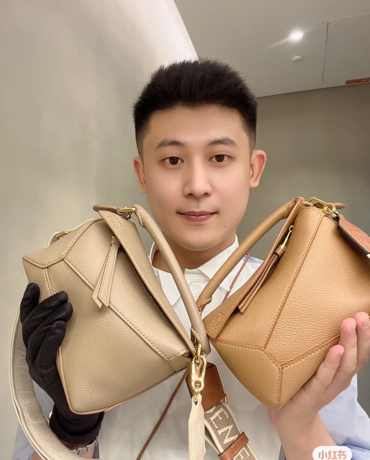 loewe羅意威高仿超A貨複刻柔軟粒面牛皮革Puzzle Edge手袋 沙色/荔紋 