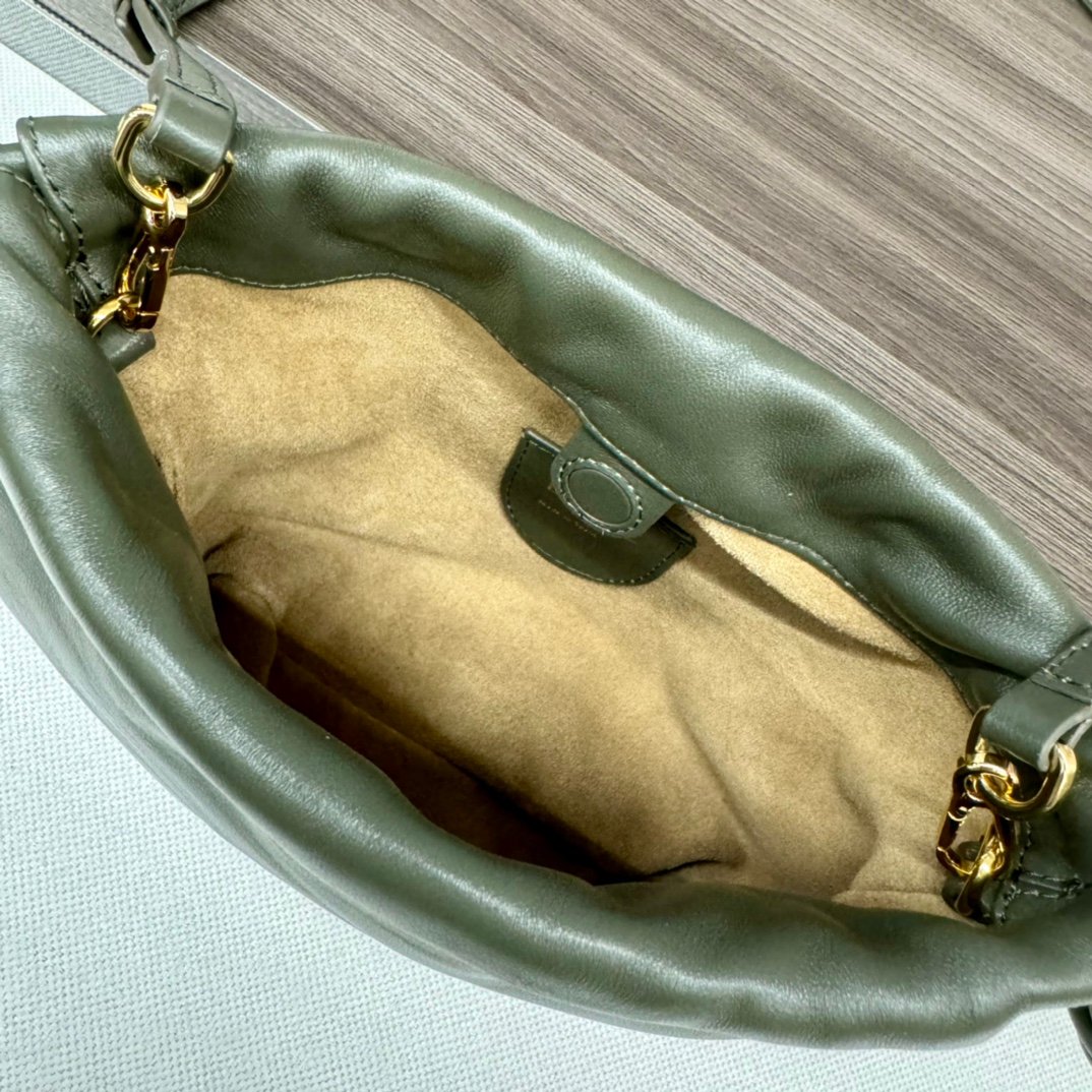 loewe羅意威超A貨手拿包 新款迷你納帕羊皮革 Flamenco Purse 手拿包深卡其綠