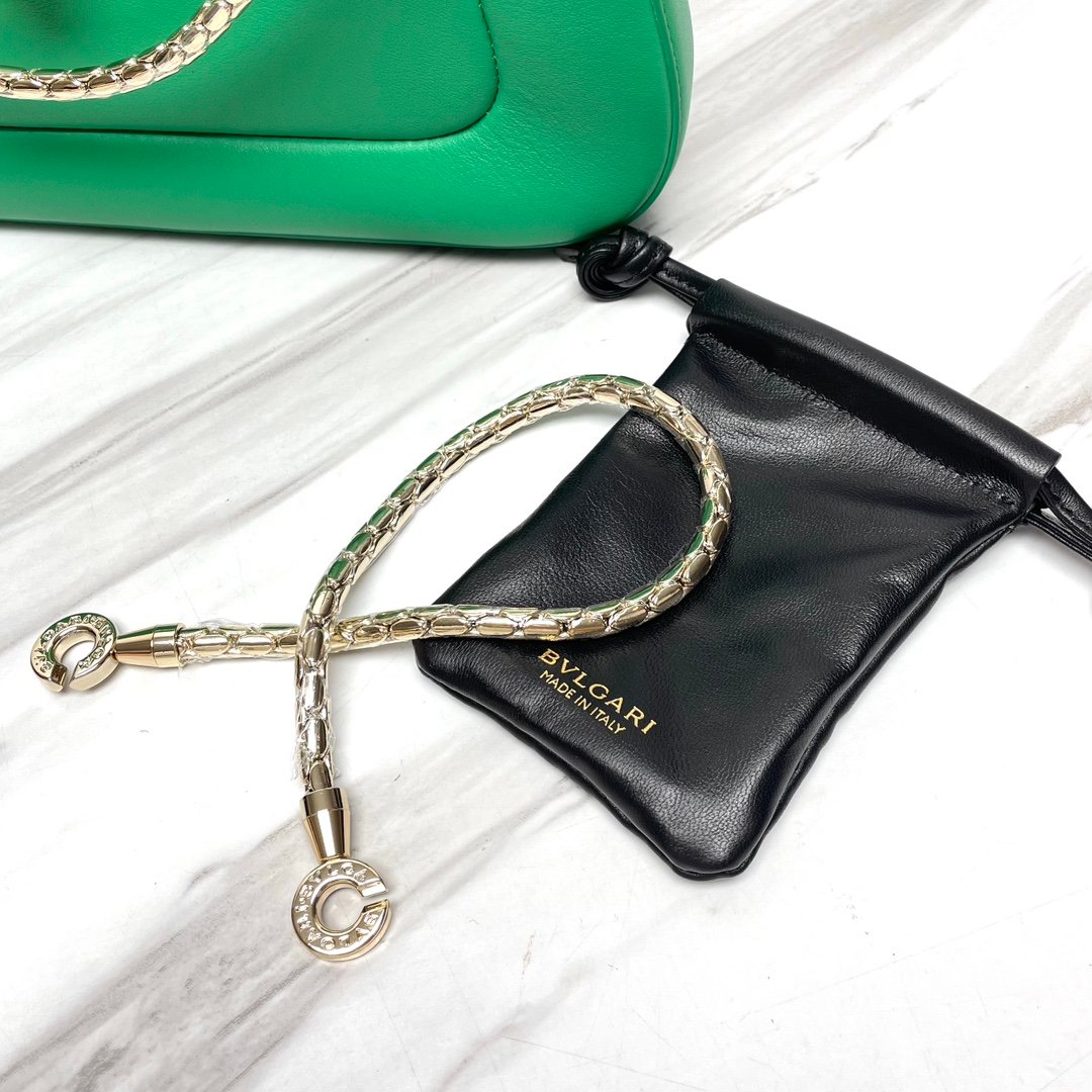 複刻名牌包BVLGARI寶格麗 Serpenti Baia 小肩背包 蛇身粗鍊斜揹包 緑色