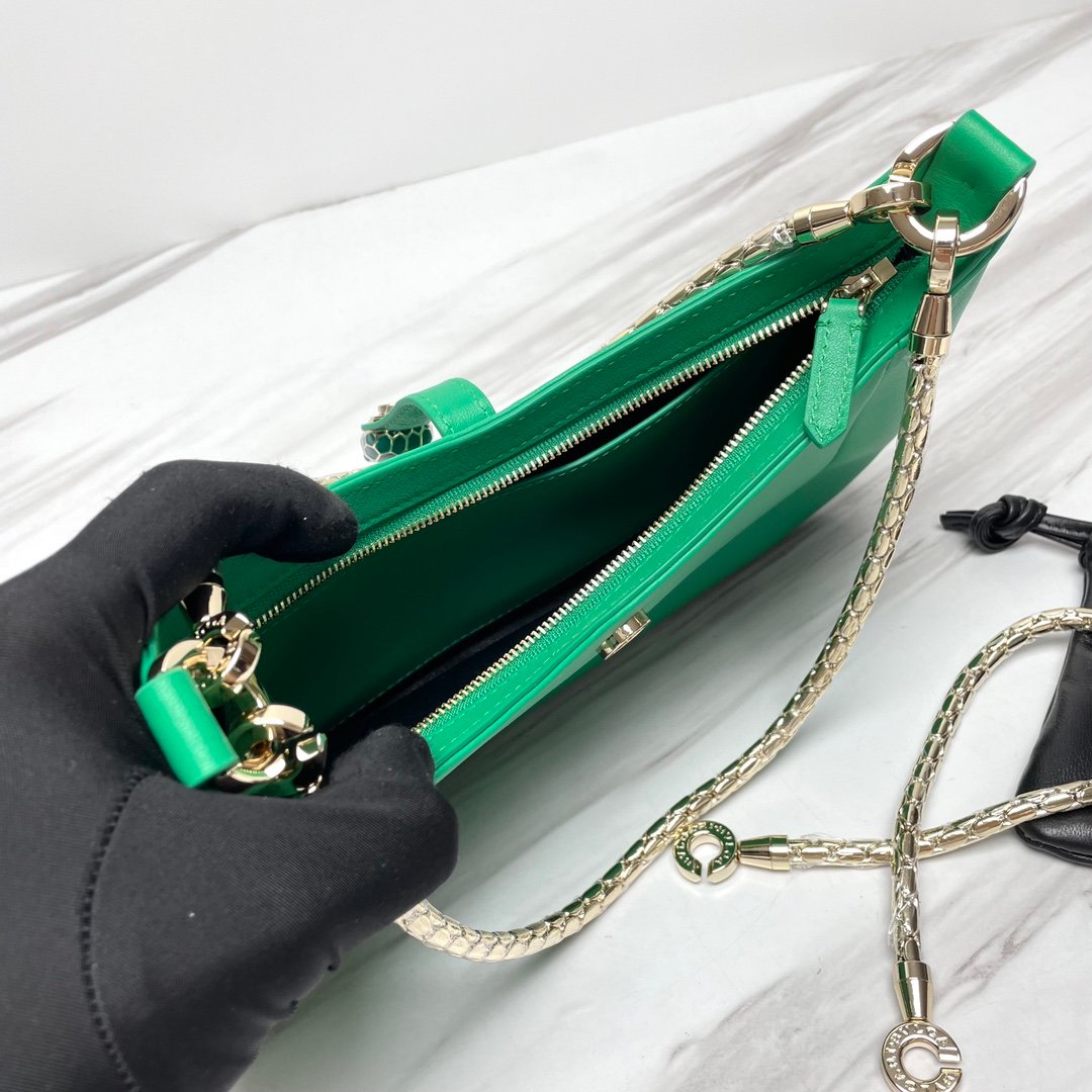 複刻名牌包BVLGARI寶格麗 Serpenti Baia 小肩背包 蛇身粗鍊斜揹包 緑色