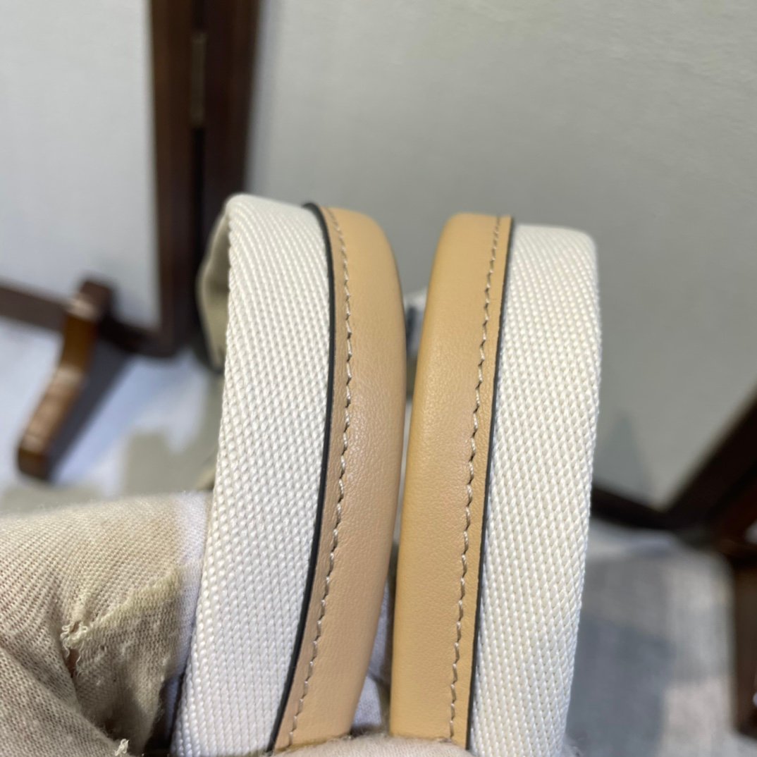 複刻名牌包Chloe蔻依 Chloé標識刺繡彩虹包 Woody大號托特包
