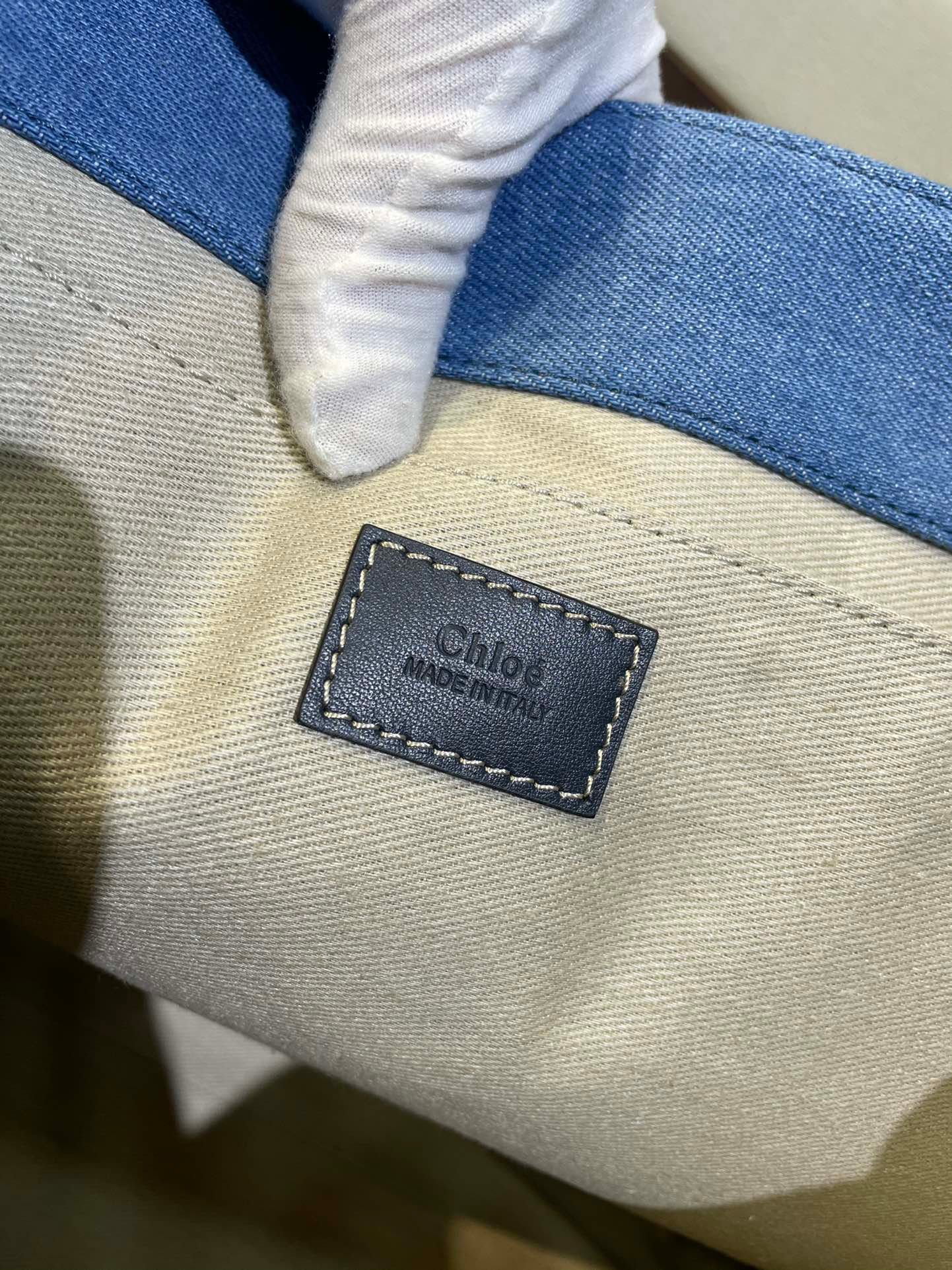 複刻名牌包Chloe蔻依 Chloé標識刺繡牛仔布 Woody大號托特包