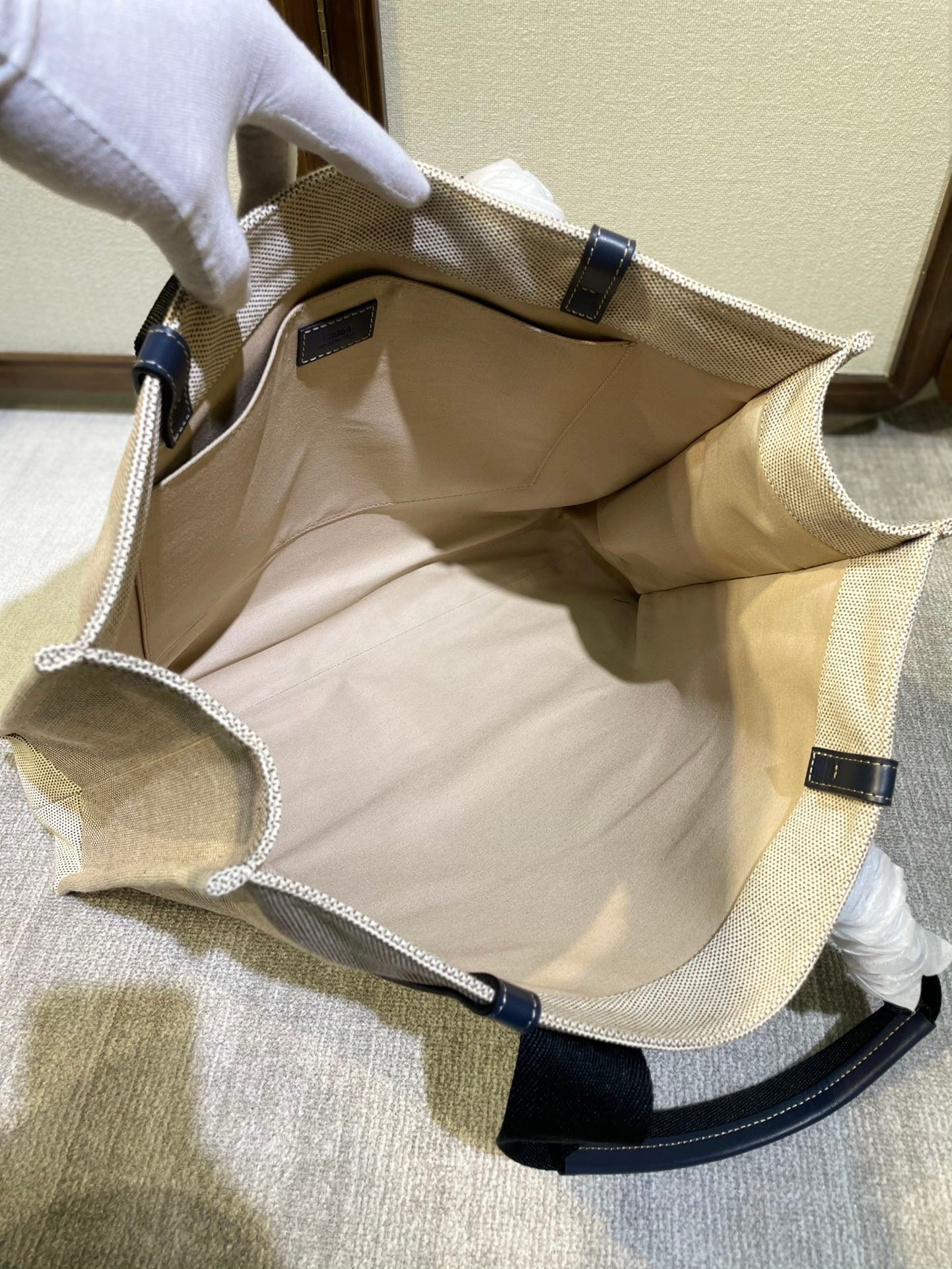 複刻名牌包Chloe蔻依 Chloé標識亞麻帆布 Woody大號托特包