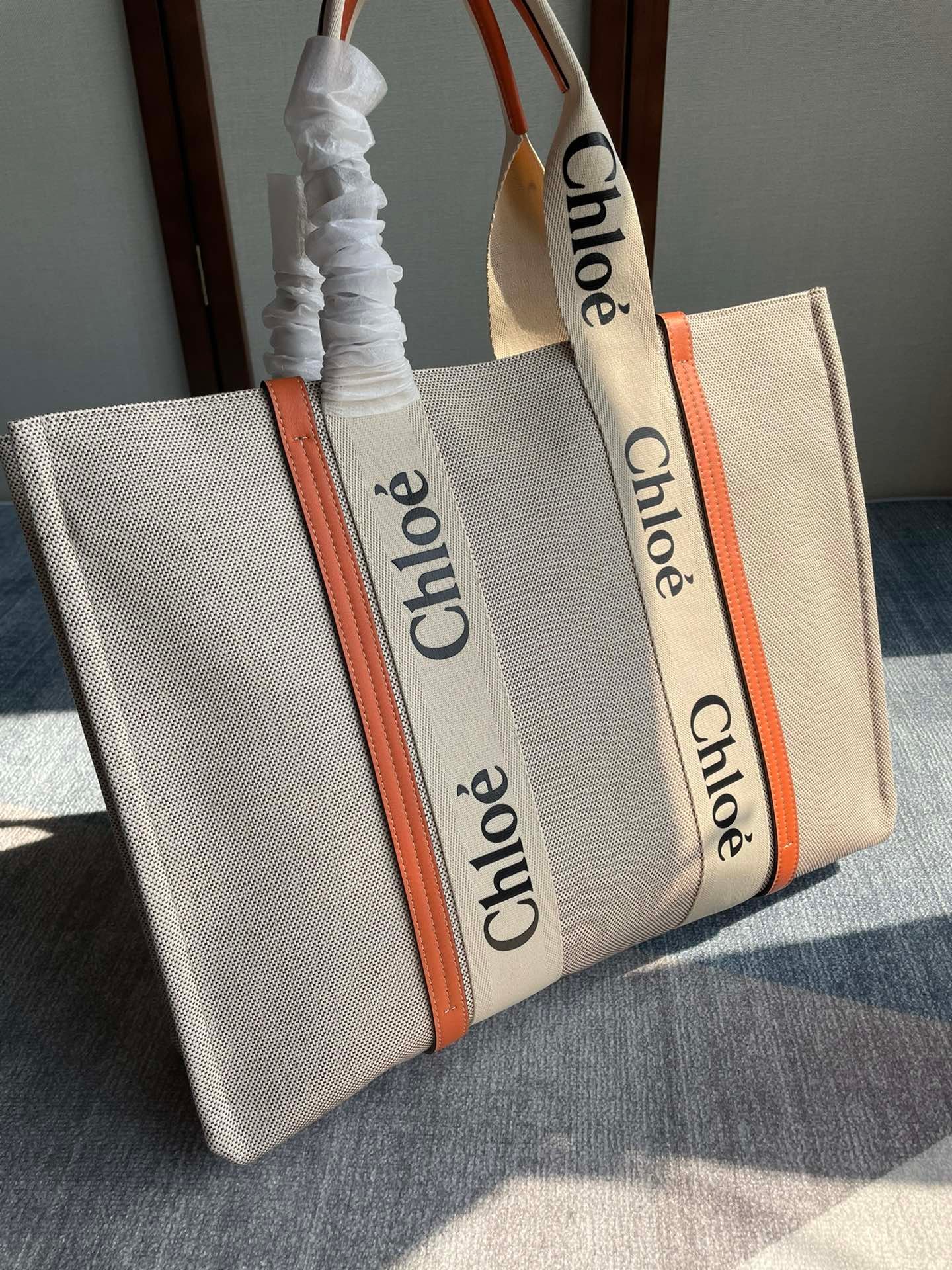 複刻名牌包Chloe蔻依 Chloé標識亞麻帆布 Woody大號托特包 橙色