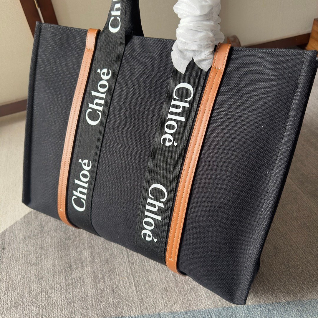 複刻奢侈包Chloe蔻依 Chloé標識亞麻帆布 Woody大號托特包 黑色
