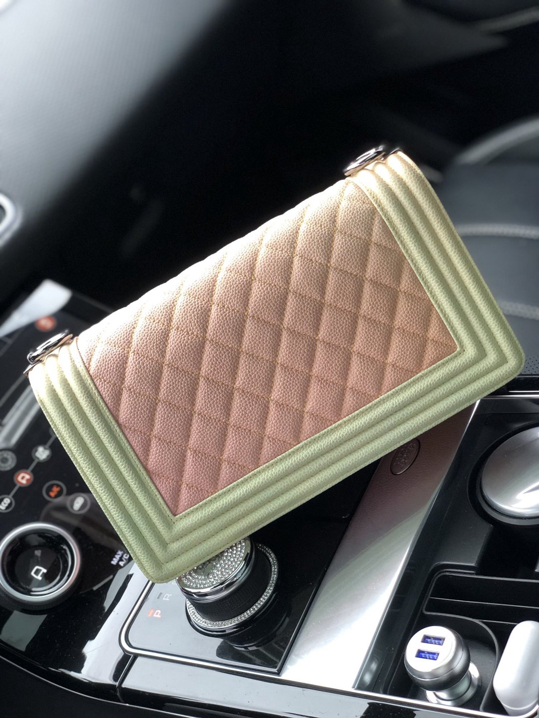 進口棉羊皮 香奈兒Chanel 原單高仿包包 單肩包 𝐋𝐞𝐛𝐨𝐲系列