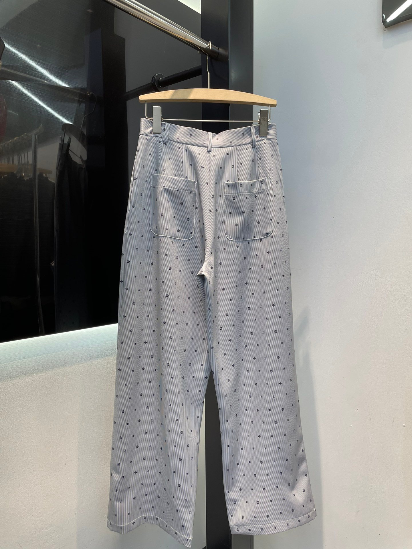 Chanel香奈兒頂級原單新款logo直筒款女款