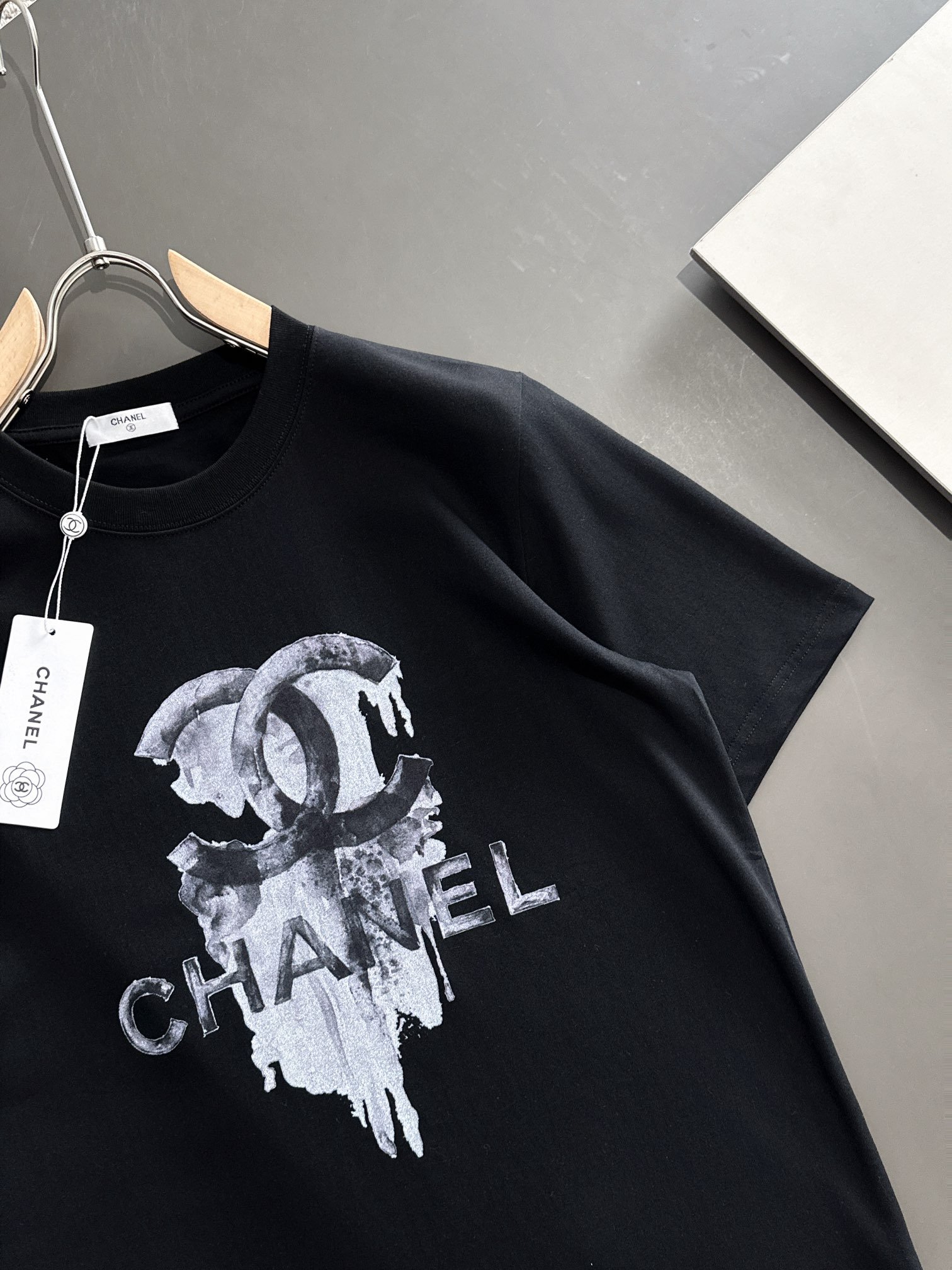 2024新品香奈兒Chanel首發專櫃同步短袖高仿衣服T恤