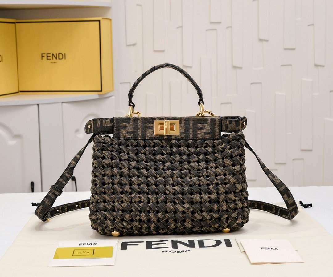 7715Fendi高仿新品peekaboo手袋經典新品專櫃同步