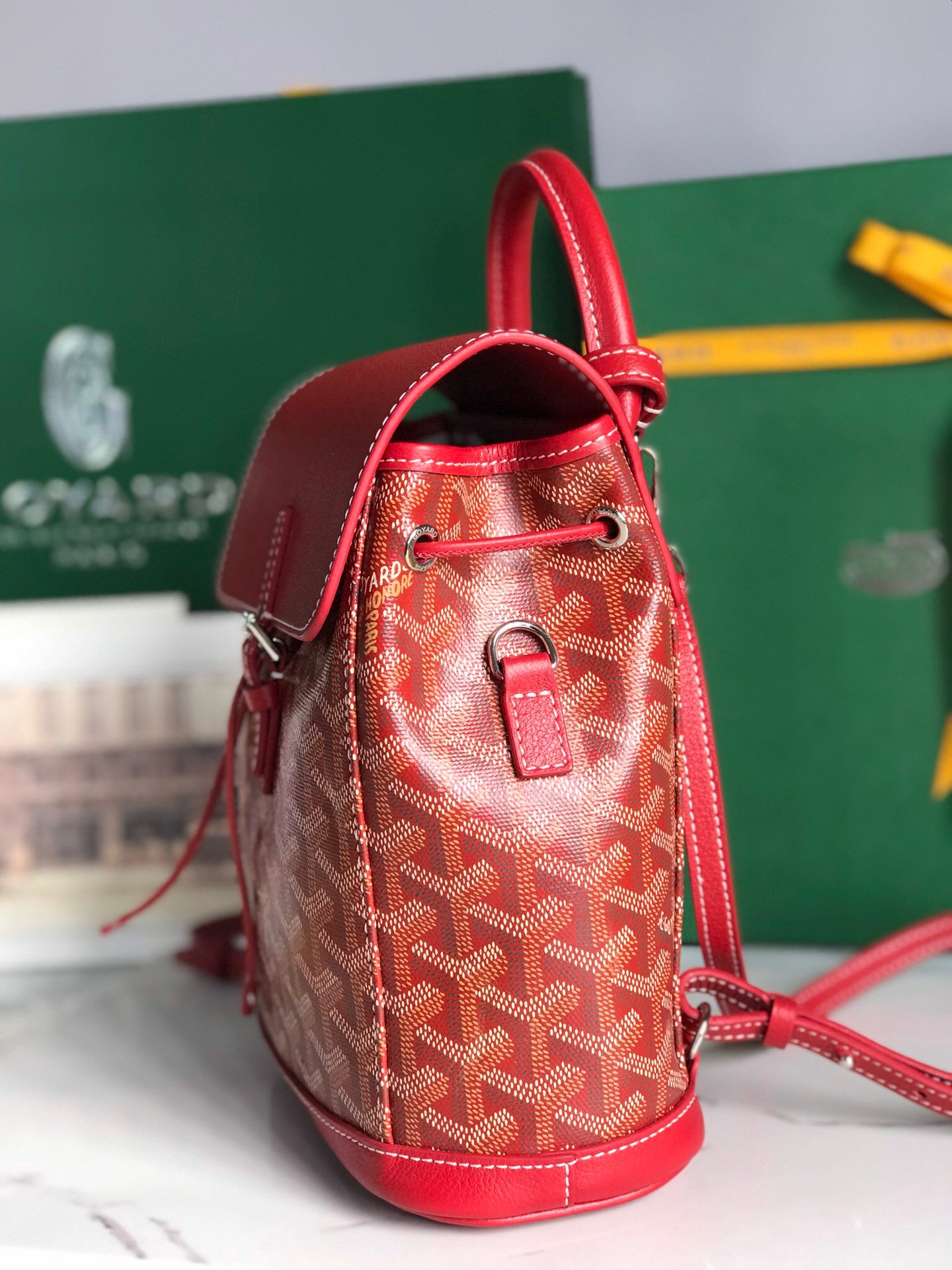 高仿奢侈品GOYARD高雅德包 Goyardine帆布 Alpin迷你雙肩包揹包 紅