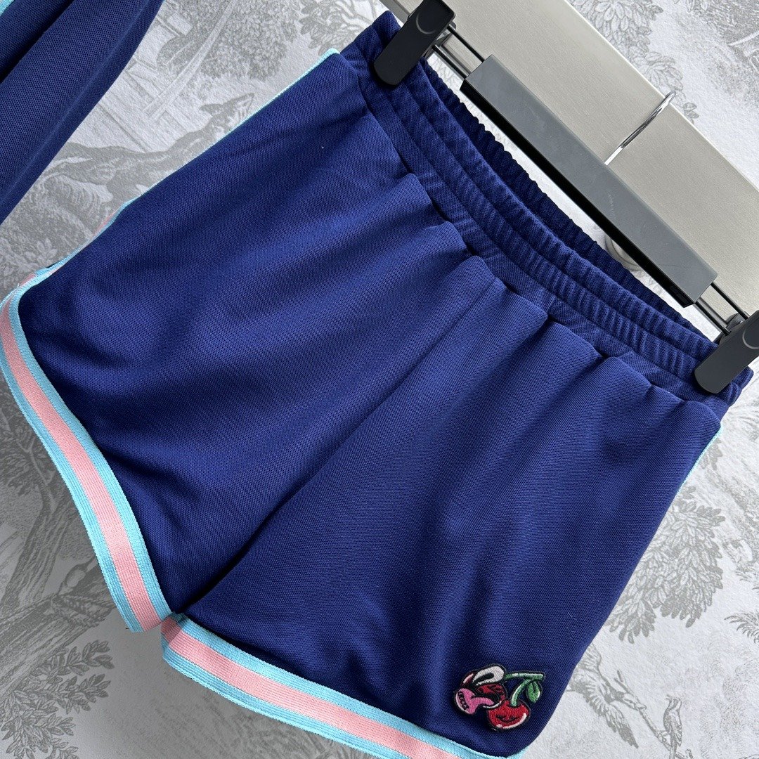 原單精品衣服Gucci專櫃同步女士套裝