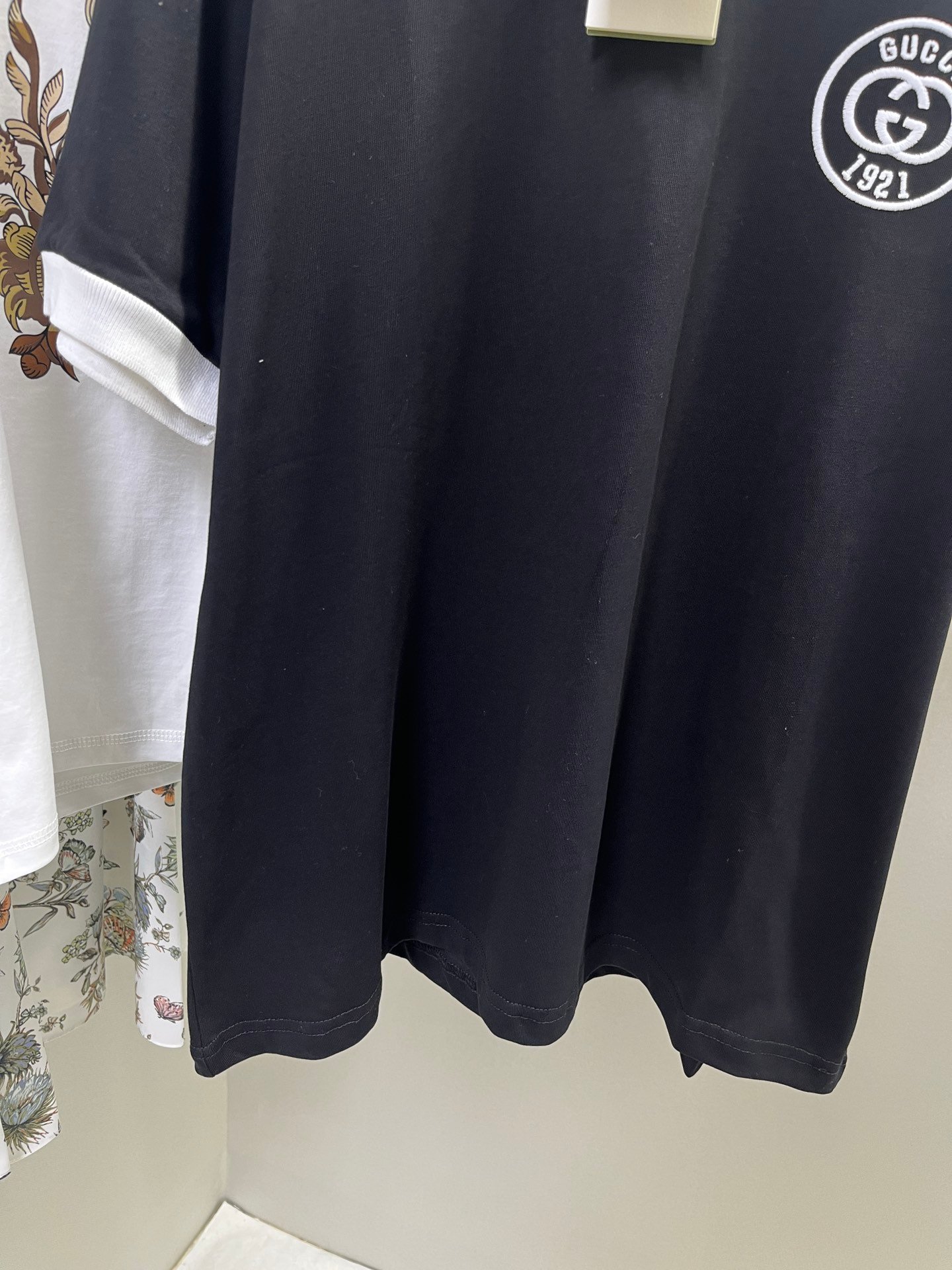 Gucci專櫃同步頂級高仿衣服情侶款短袖T恤