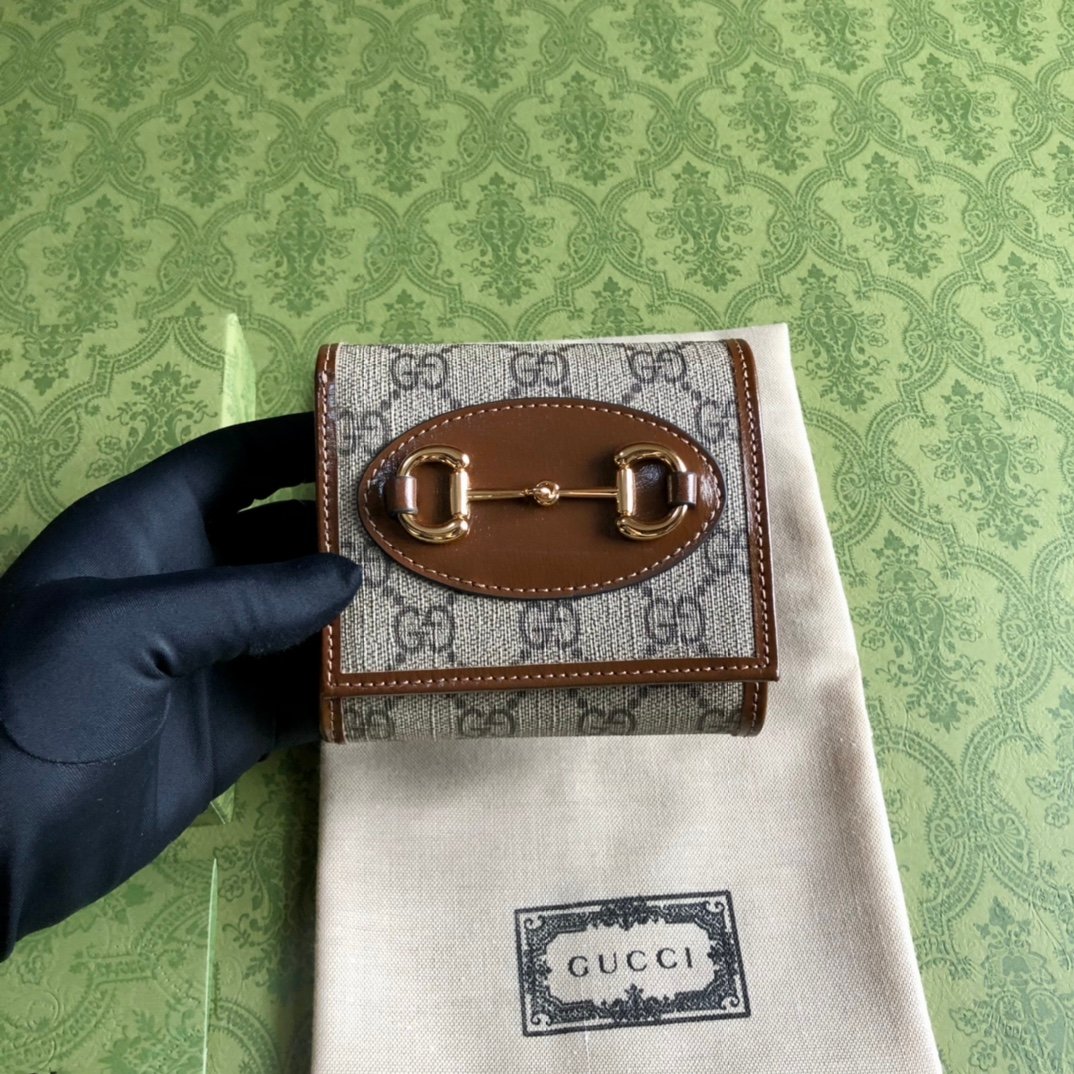 Supreme頂級帆布製作2024A貨古馳Gucci錢包零錢包 621891