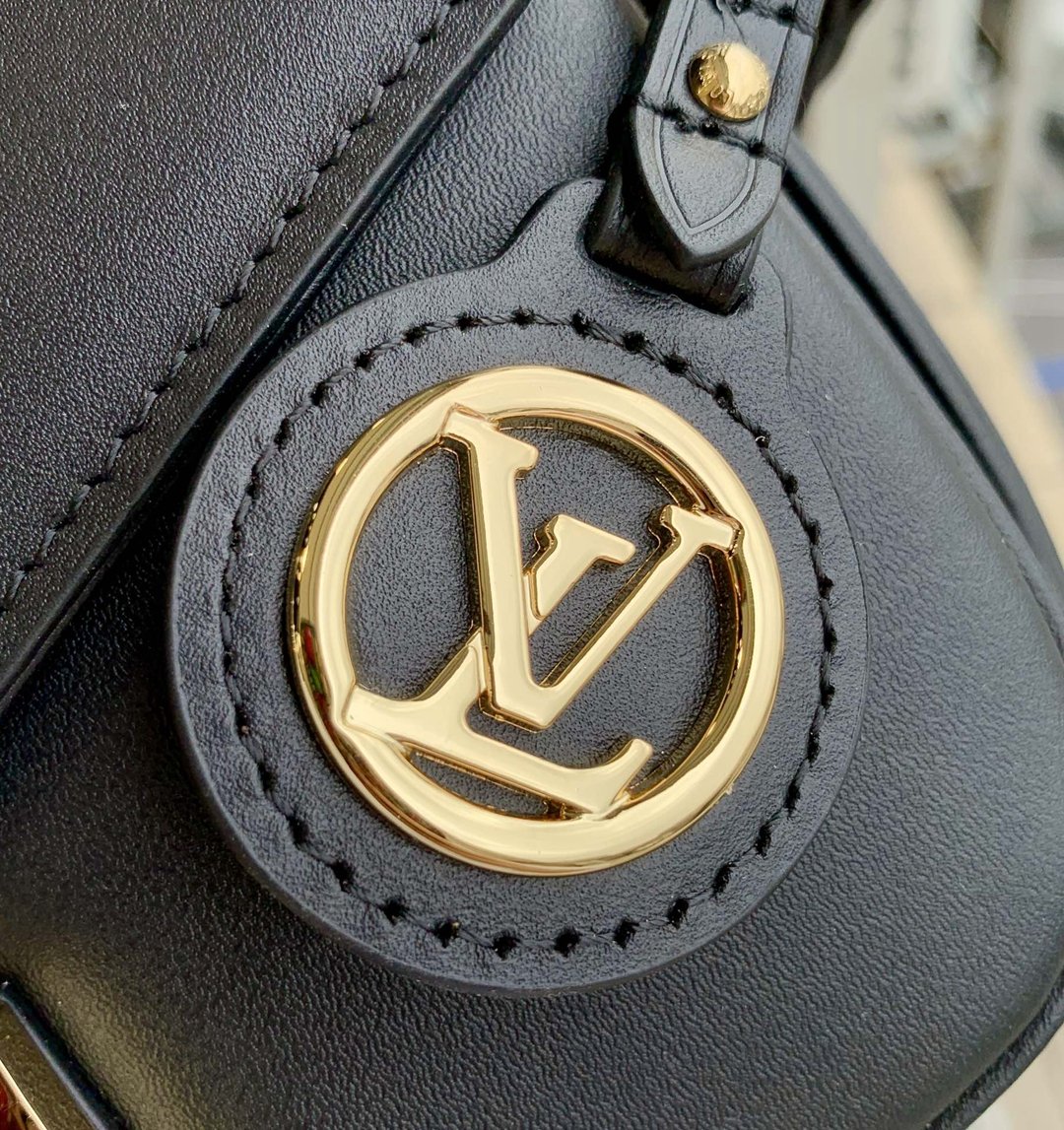 Louis Vuitton 高仿精品包包 多功能單肩包 手提包 224新品 批發零售