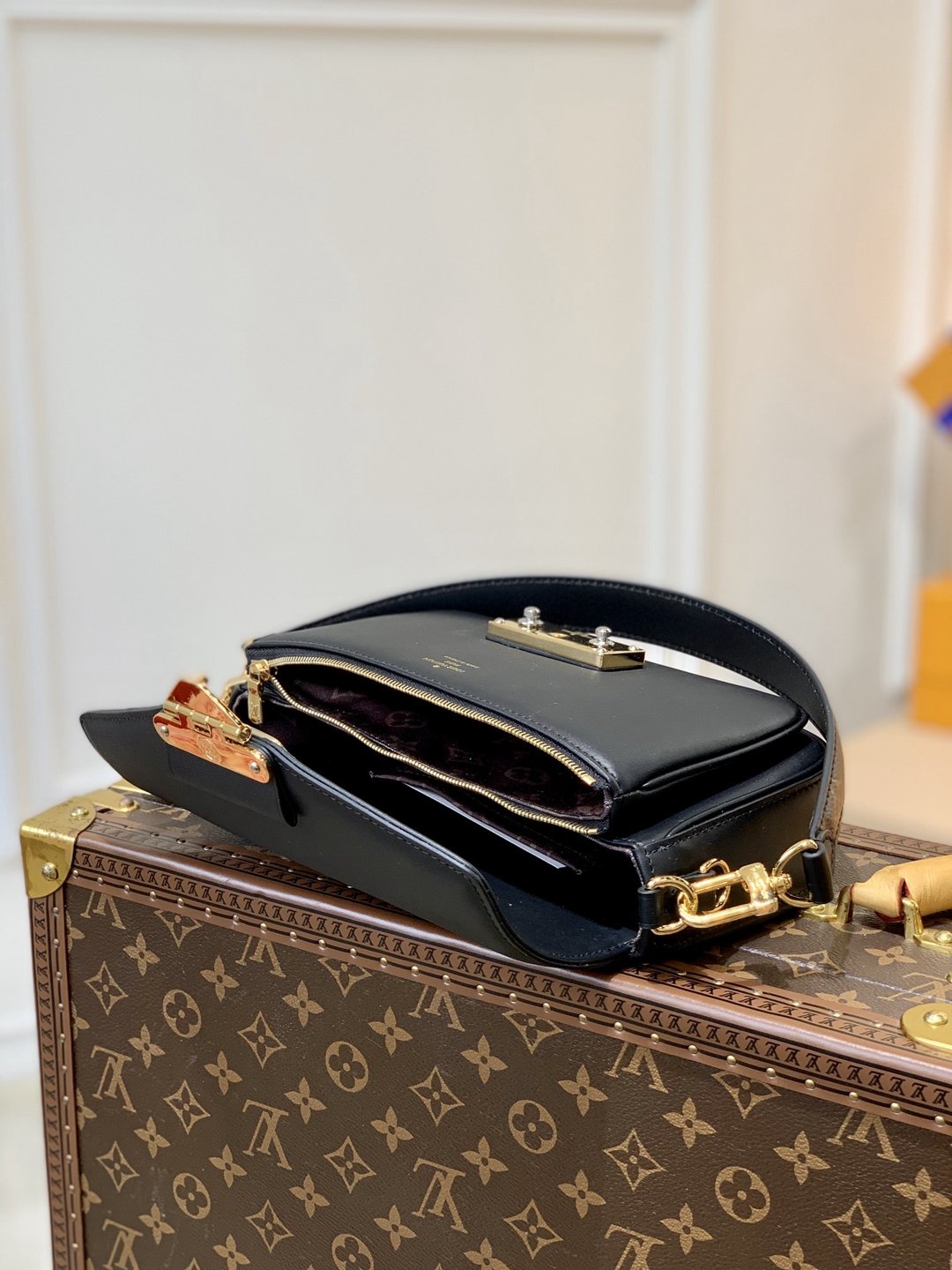 Louis Vuitton 高仿精品包包 多功能單肩包 手提包 224新品 批發零售