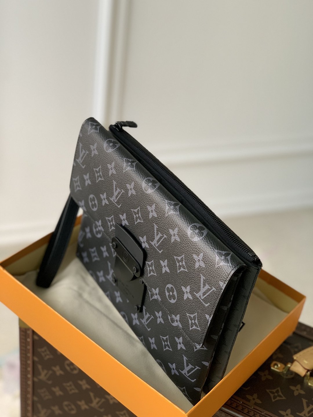 M82598 太漂亮設計 LV高仿精品網站 手拿包手提包 黑色