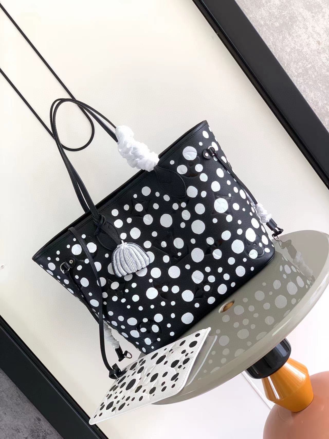 M45686LV高端奢侈品A貨手袋單肩包 手提包