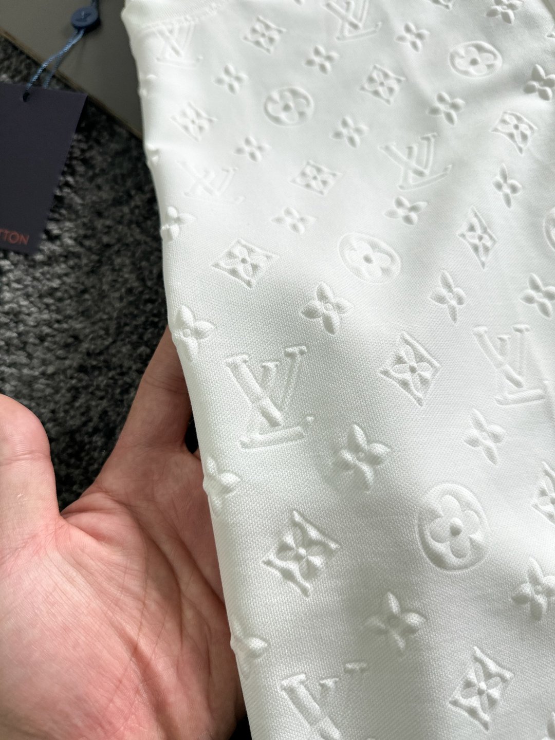 LVA貨服裝情侶款純色圓領短袖T恤 可批發零售