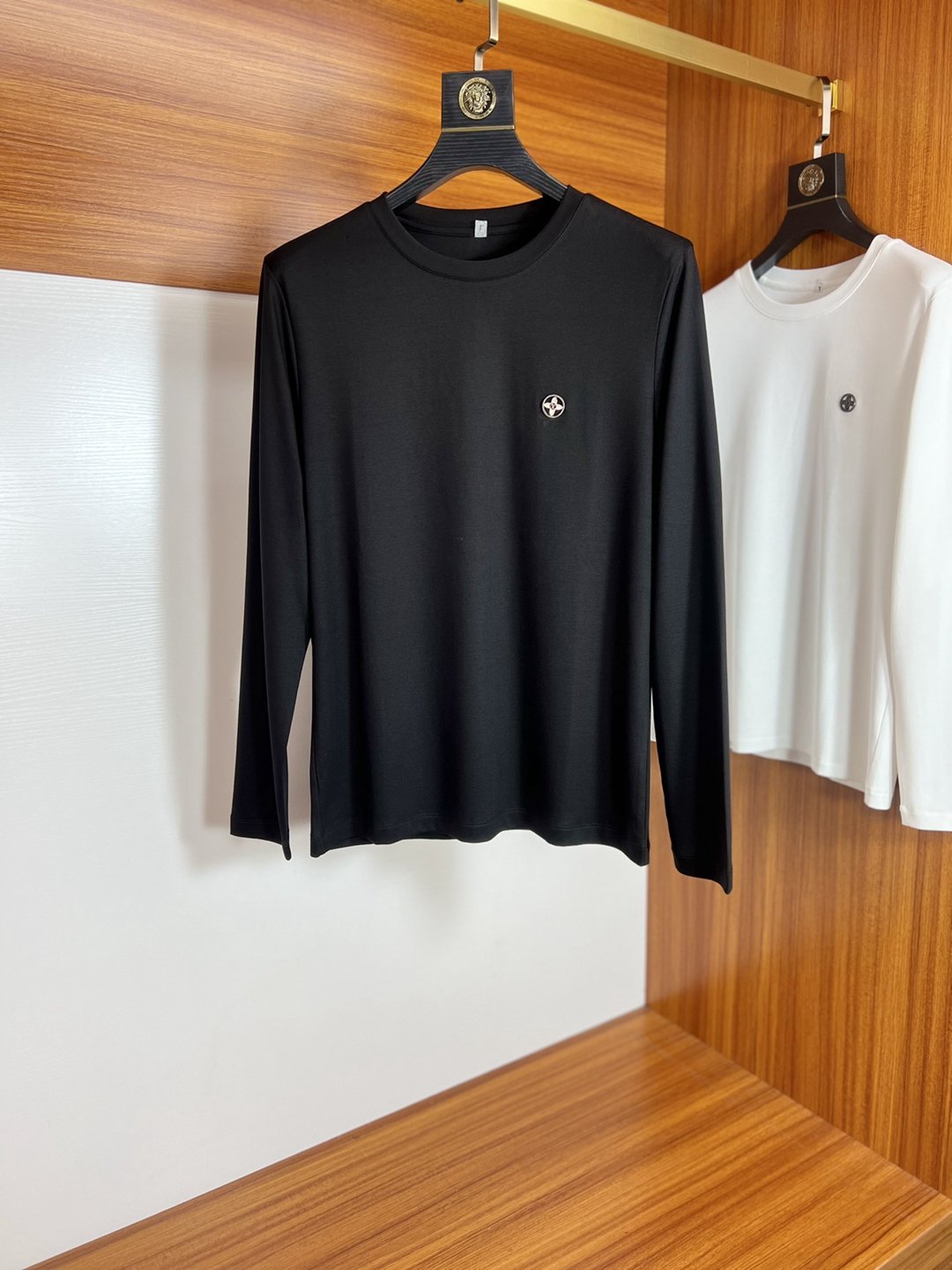 一比一 LV 衣服 定制面料長袖T恤打底衫