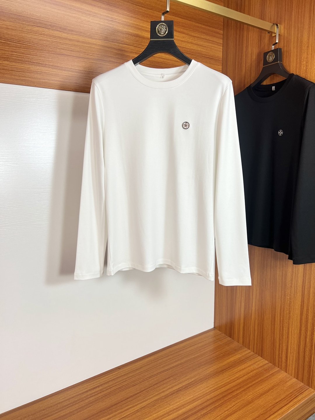 一比一 LV 衣服 定制面料長袖T恤打底衫