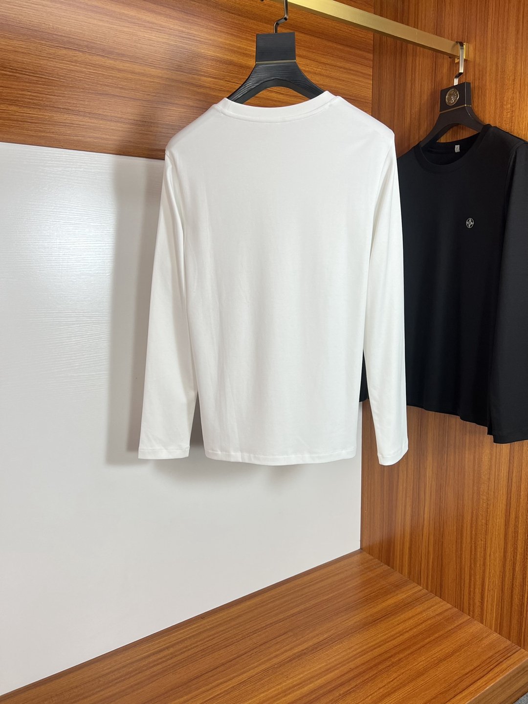 一比一 LV 衣服 定制面料長袖T恤打底衫