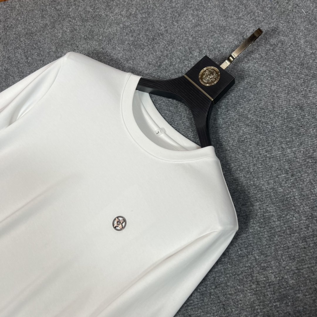 一比一 LV 衣服 定制面料長袖T恤打底衫