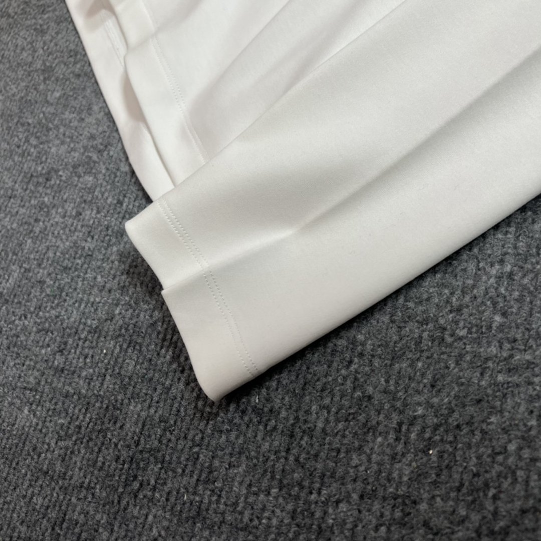一比一 LV 衣服 定制面料長袖T恤打底衫