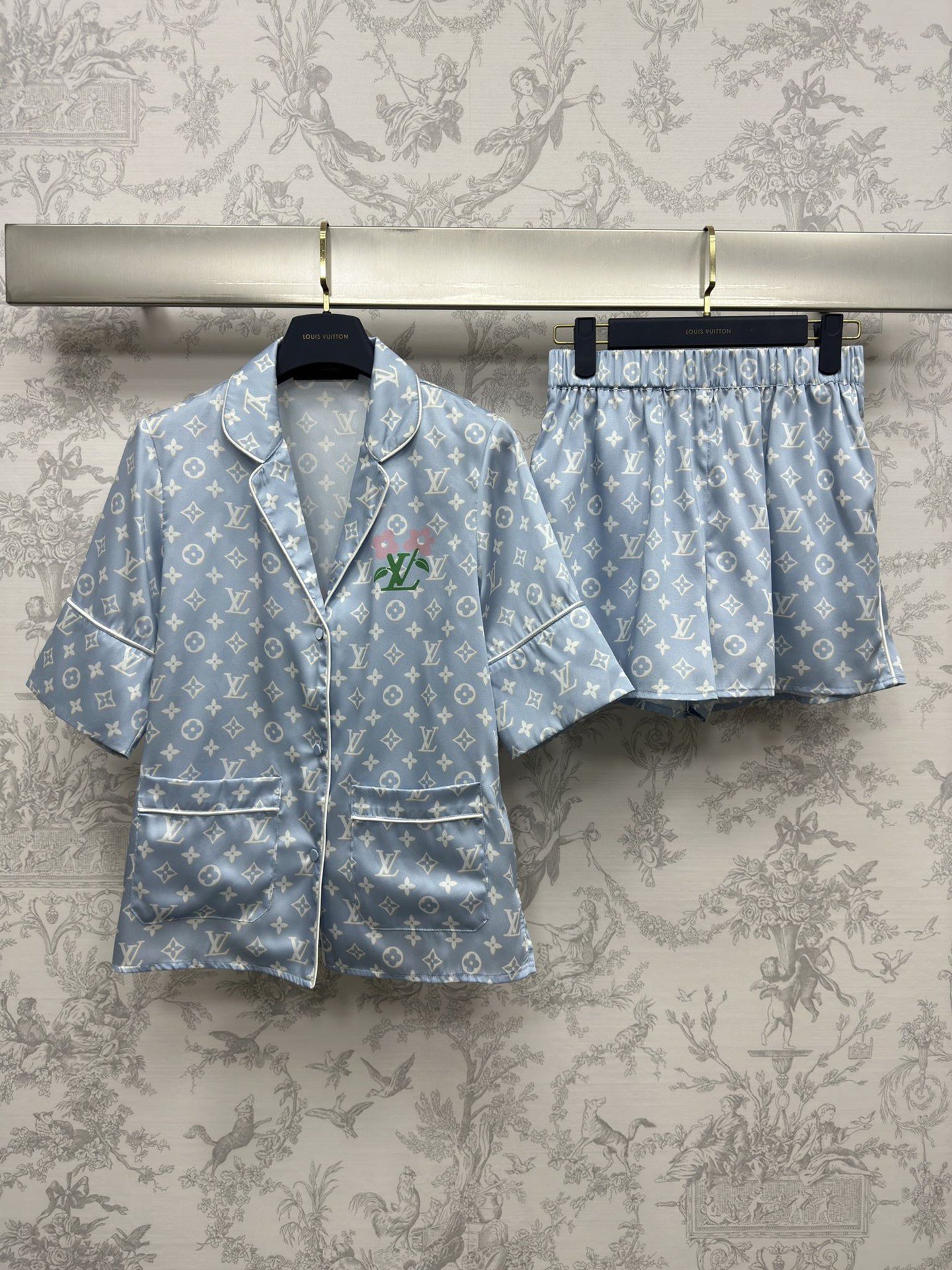 頂級高仿奢侈品LV原單睡衣套裝居家服