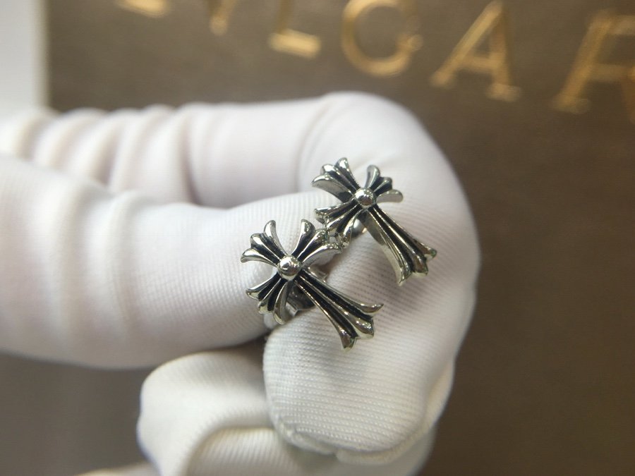 一比一高仿複刻Chrome Hearts克羅心 十字架耳釘耳環