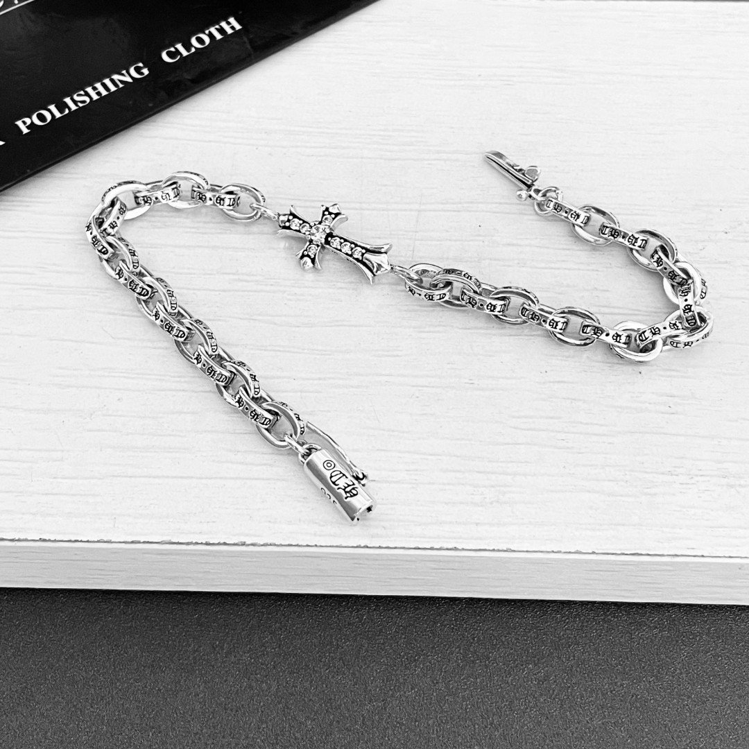高仿Chrome Hearts克羅心 鑲鑽十字架+字母PAPERCHAIN粗手鏈手環手鐲