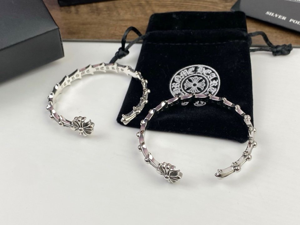 複刻1比1Chrome Hearts克羅心飾品 十字魚尾手鐲