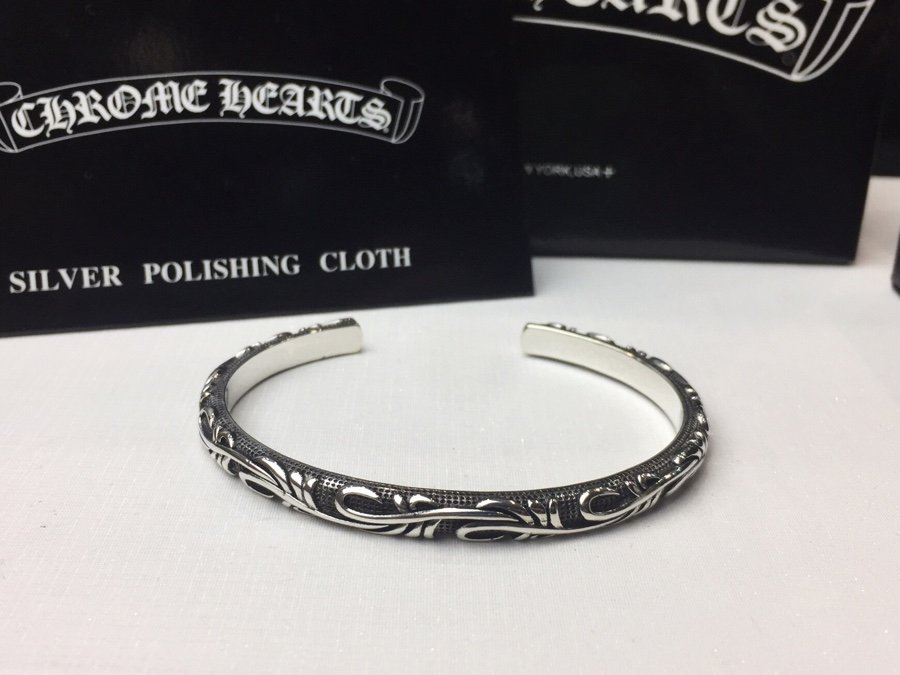 一比一原單Chrome Hearts克羅心飾品 SBT滕花Scroll開口手鐲