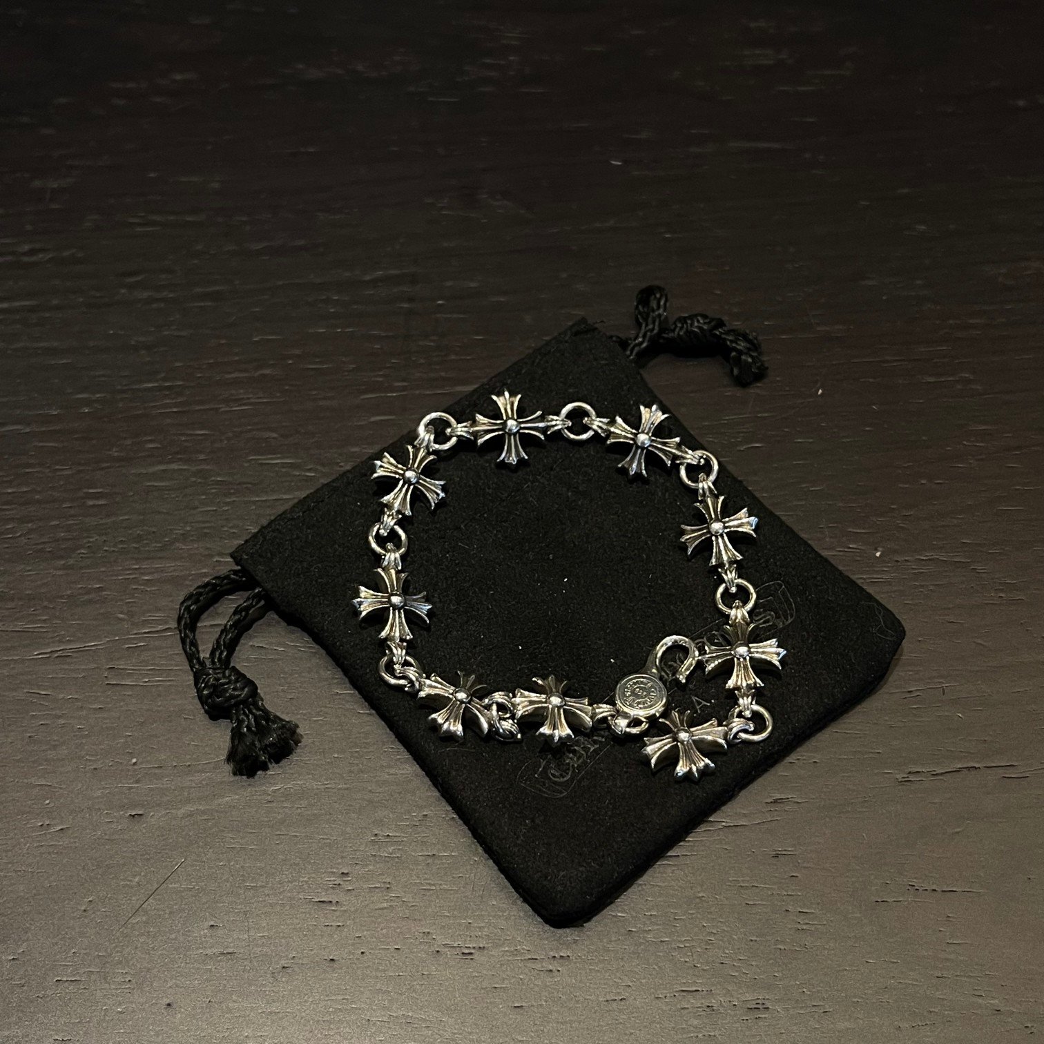 一比一原單Chrome Hearts克羅心飾品 九節全十字架花手鍊