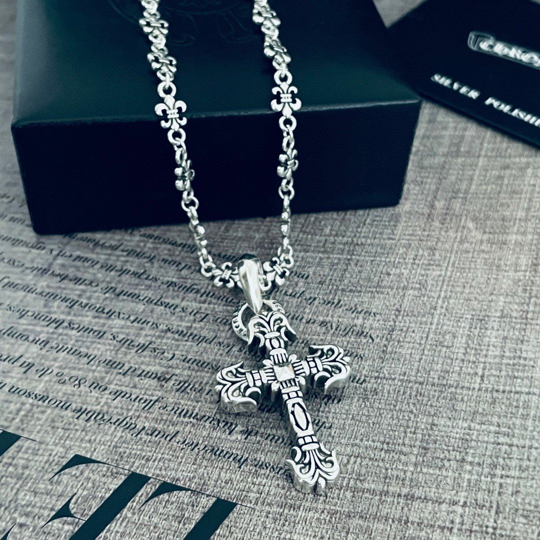 複刻専櫃Chrome Hearts克羅心飾品 FILIGREE火焰十字架吊墜船錨童軍花項鍊