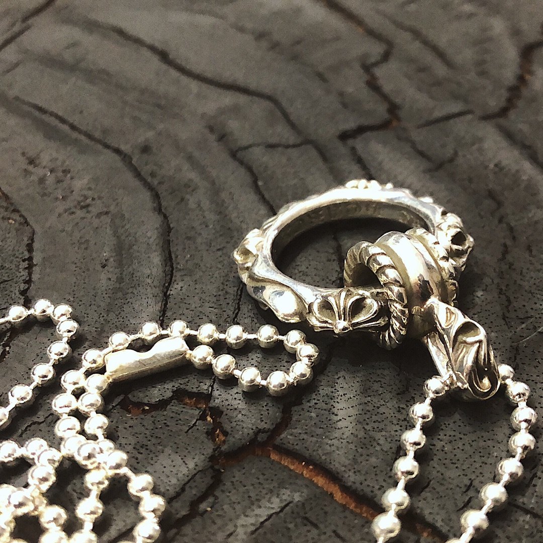 専櫃高仿Chrome Hearts克羅心飾品 sbt十字架圖騰戒指吊墜項鍊
