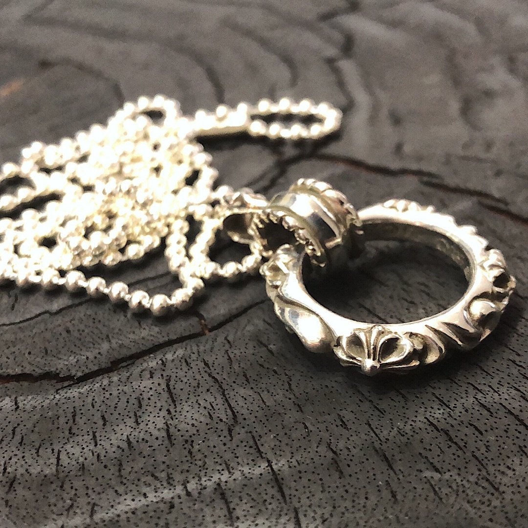 専櫃高仿Chrome Hearts克羅心飾品 sbt十字架圖騰戒指吊墜項鍊