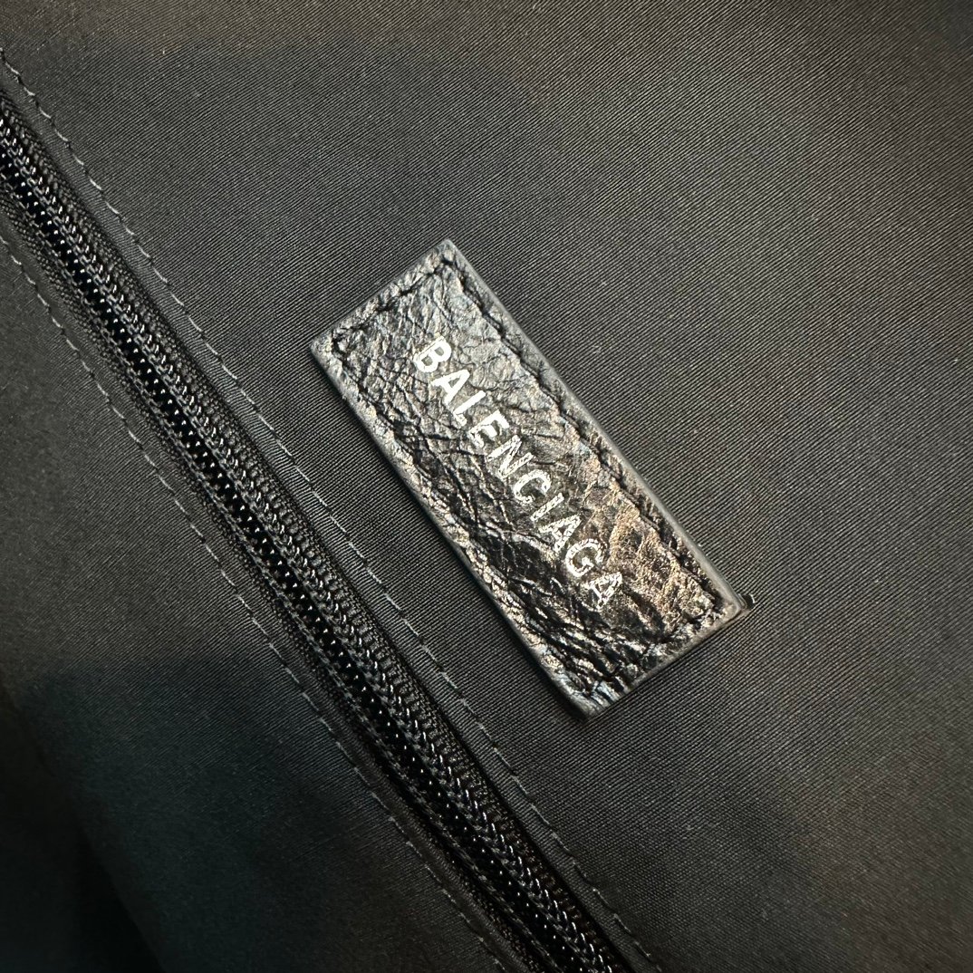 原單高仿balenciaga巴黎世家包包 黑色Army 大號 尼龍斜背手提旅行包 
