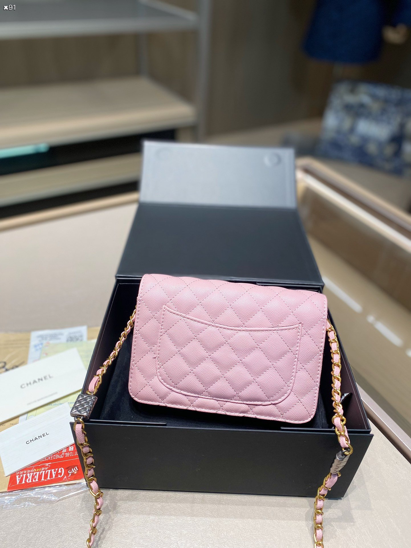 CHANEL香奈兒發財羊皮魚子醬面料高仿真皮包包