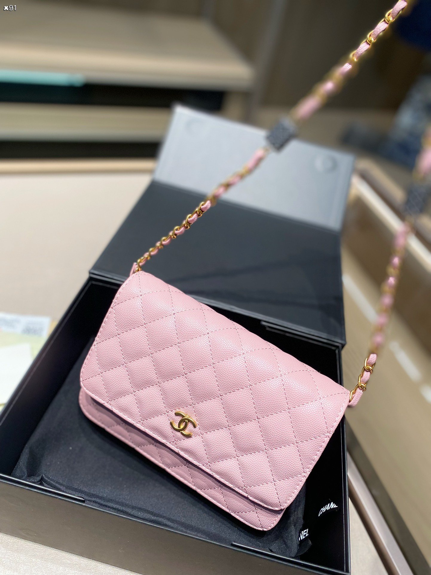CHANEL香奈兒發財羊皮魚子醬面料高仿真皮包包