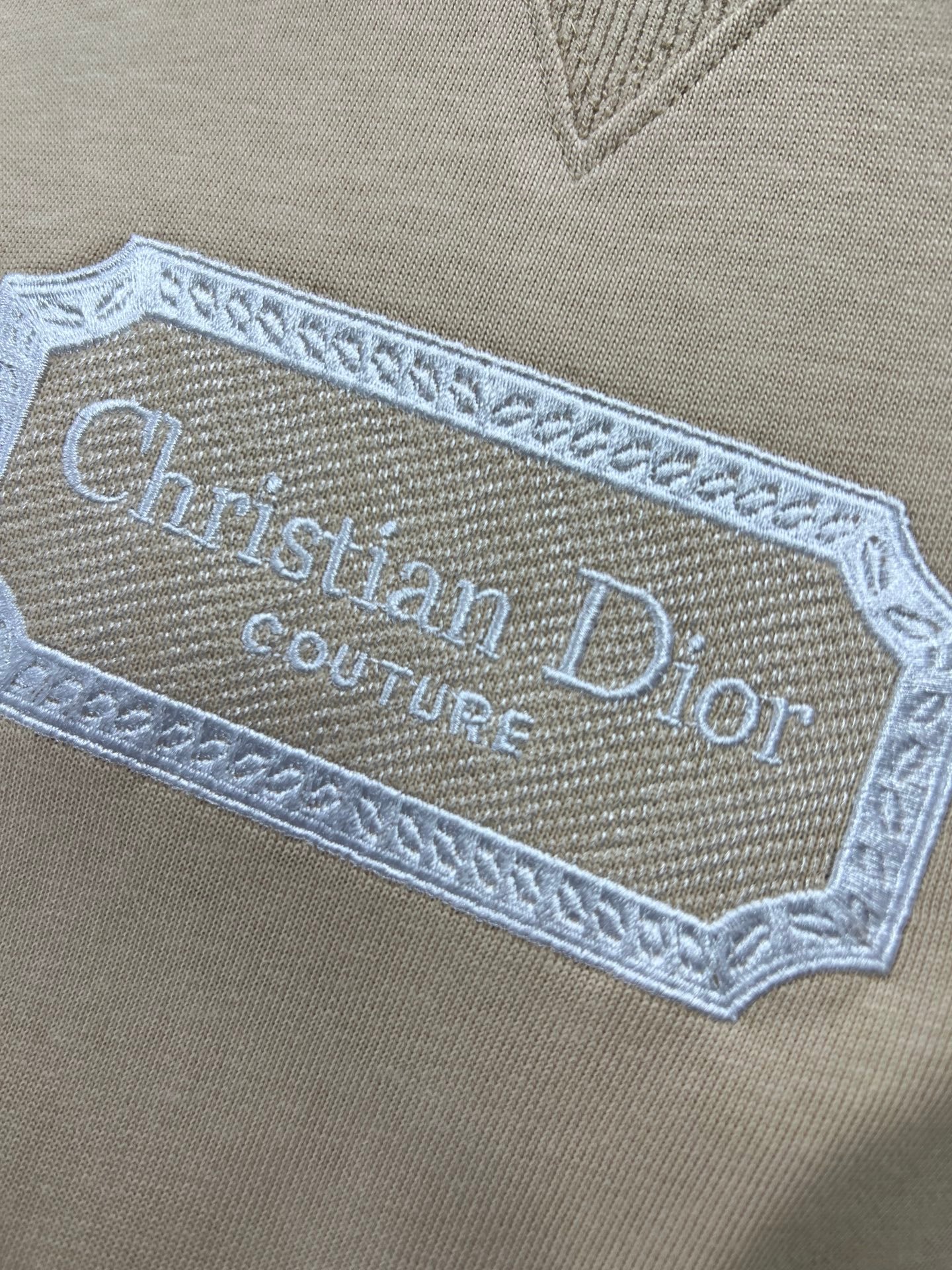 DIOR2024春季新品CD胸前銀標高仿圓領短袖T恤 男女同款