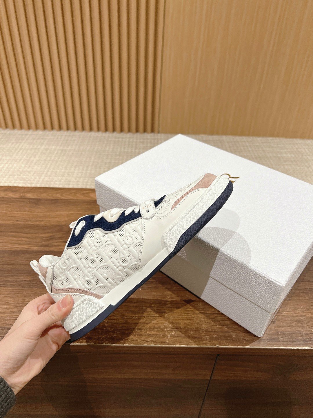 DIOR一比一原單A貨高仿女款運動鞋 2024新款