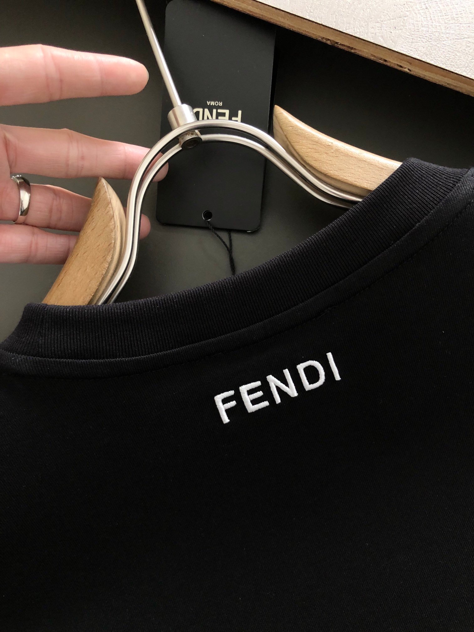 專櫃同步Fendi高仿圓領短袖T恤純棉印花小怪獸