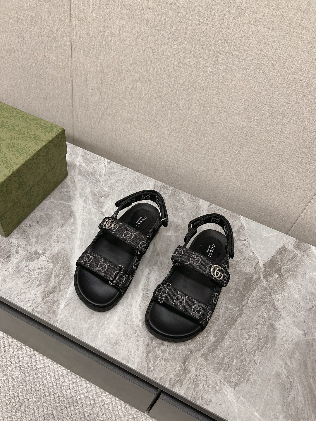 頂級原單Gucci情侶鞋沙灘涼鞋 經典老布鞋 黑色
